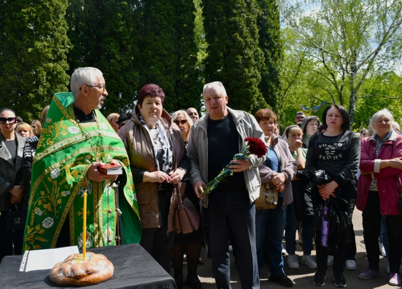 У Ніжині освятили Алею Героїв