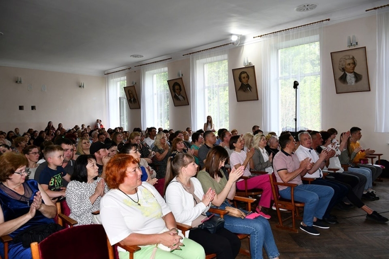 Ніжинська земля славиться талановитими дітками. У музичній школі відбувся звітний концерт