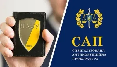 Ворожий удар по будівлі ферми в Малій Данилівці спричинив пожежу