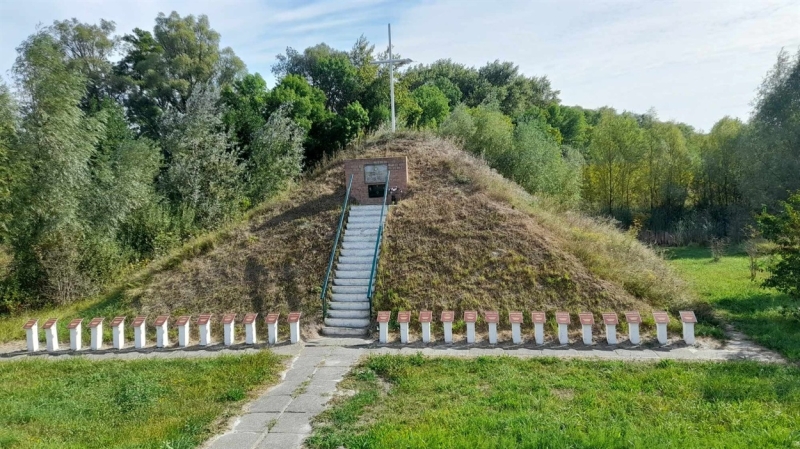 Біля Меморіалу Героям Крут відбулися урочисті заходи