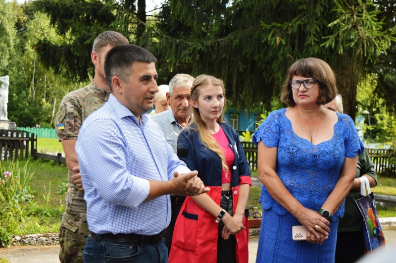 Два міністри в один день побували в Корюківській громаді. З ким зустрічалися й чим цікавилися