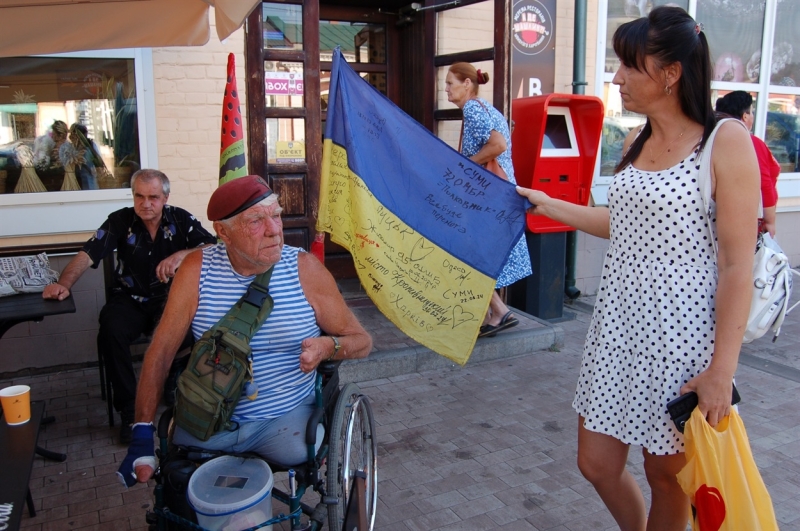 Ось такі вони, наші люди. Справжні. Сильні. Незламні...