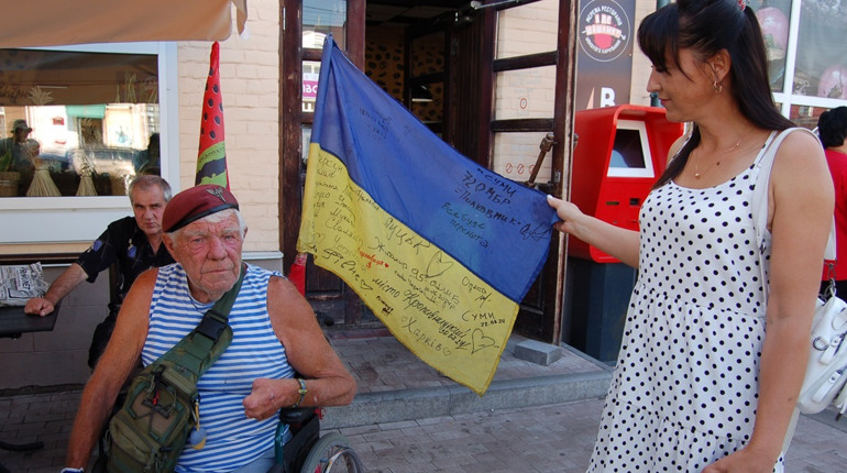 Ось такі вони, наші люди. Справжні. Сильні. Незламні...